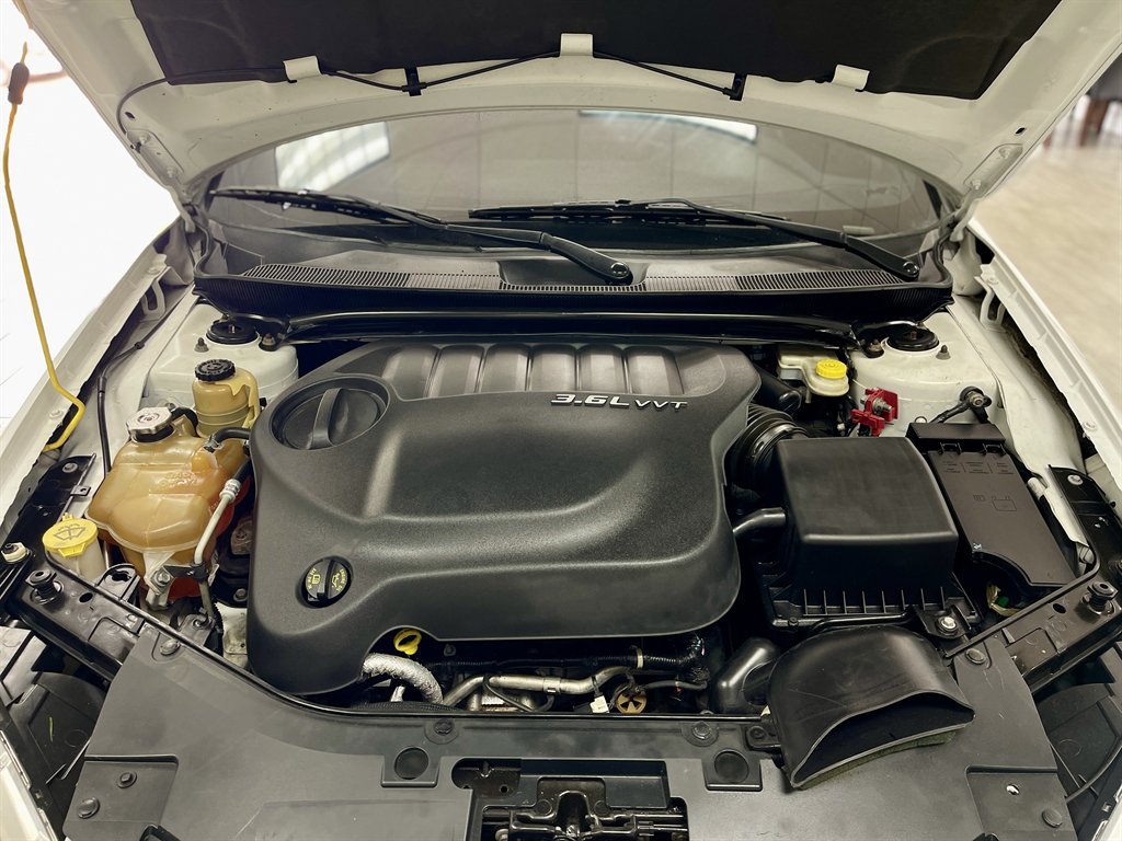 2012 Chrysler 200 - $5,998