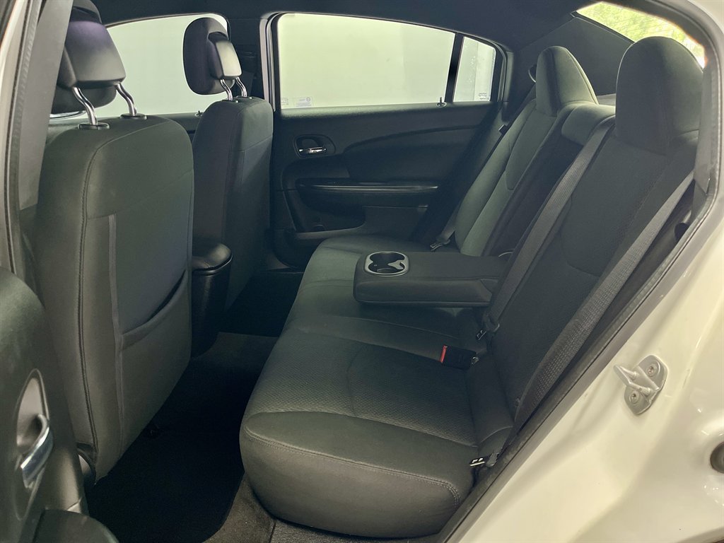 2012 Chrysler 200 - $5,998