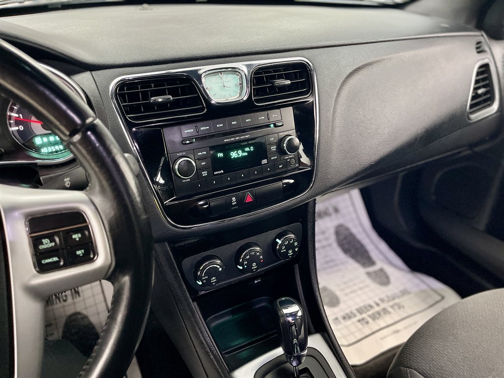 2012 Chrysler 200 - $5,998