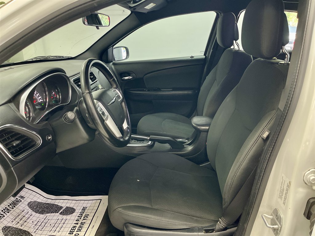 2012 Chrysler 200 - $5,998
