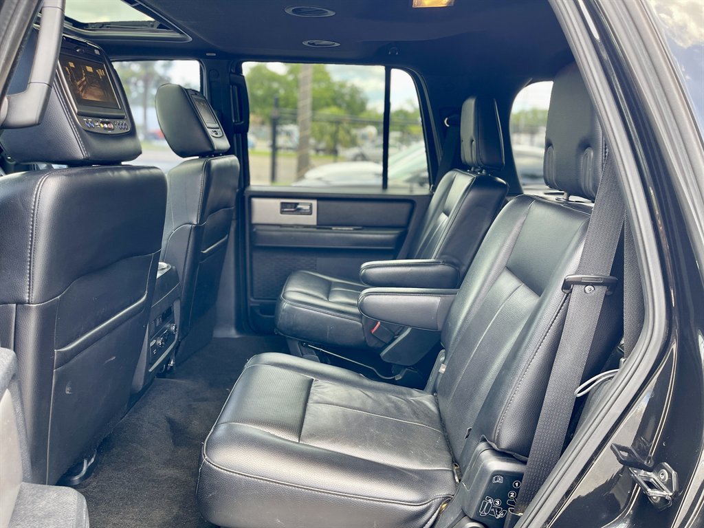 2015 Ford Expedition - $11,998