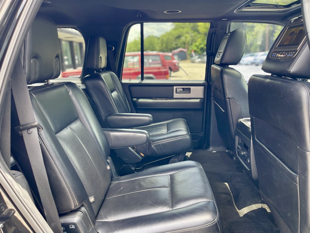 2015 Ford Expedition - $11,998