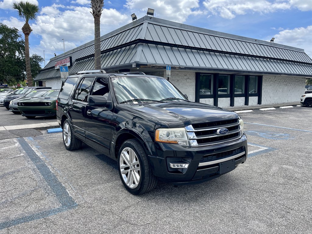 2015 Ford Expedition - $11,998