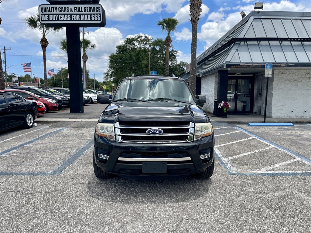2015 Ford Expedition - $11,998