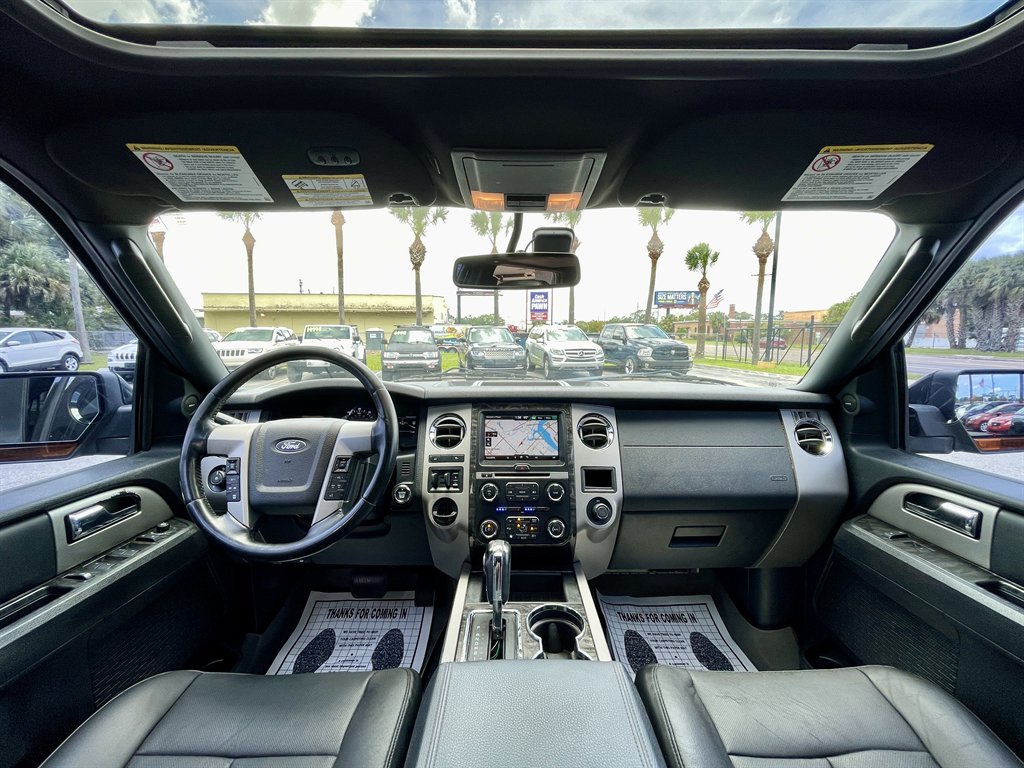 2015 Ford Expedition - $11,998