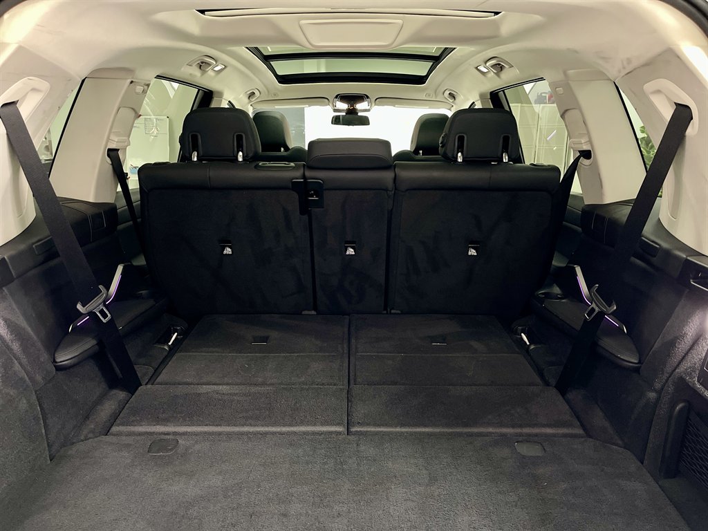 2020 BMW X7 - $29,998