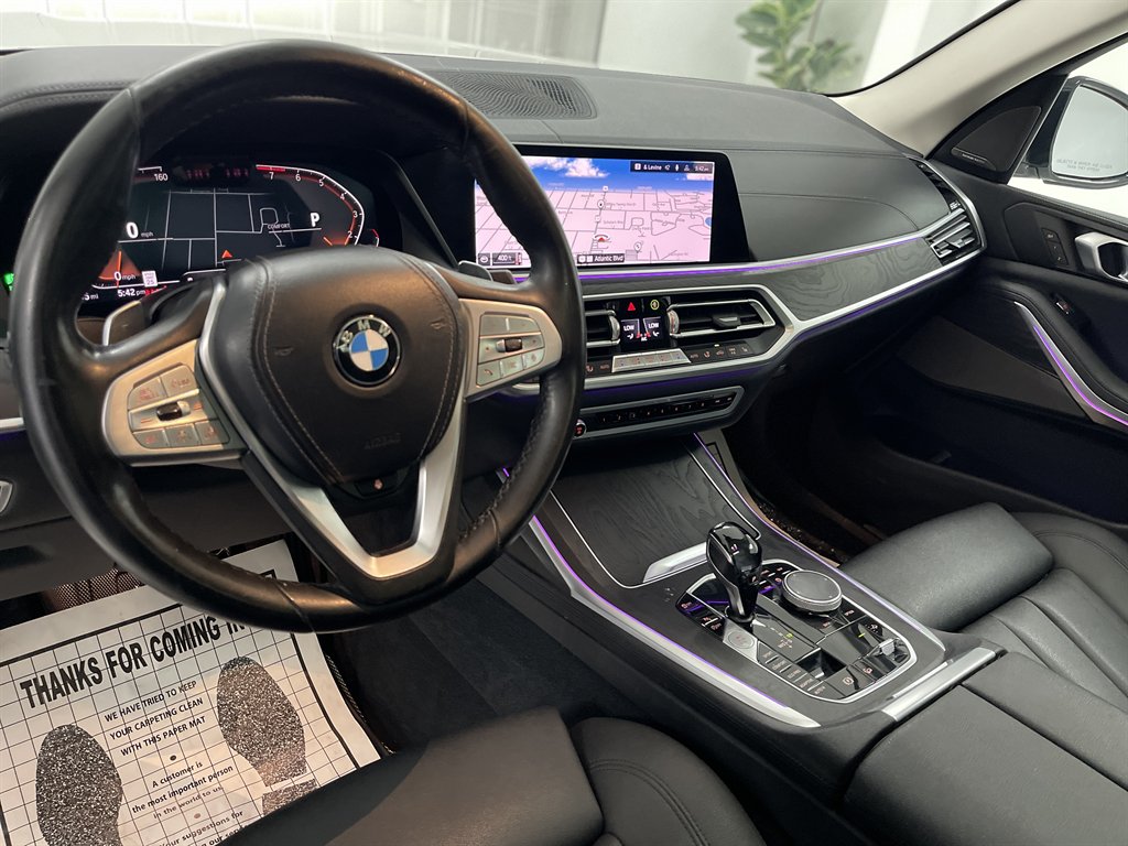 2020 BMW X7 - $29,998