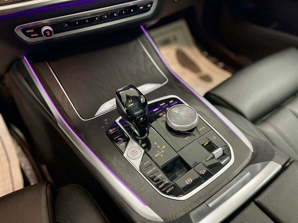 2020 BMW X7 - $29,998