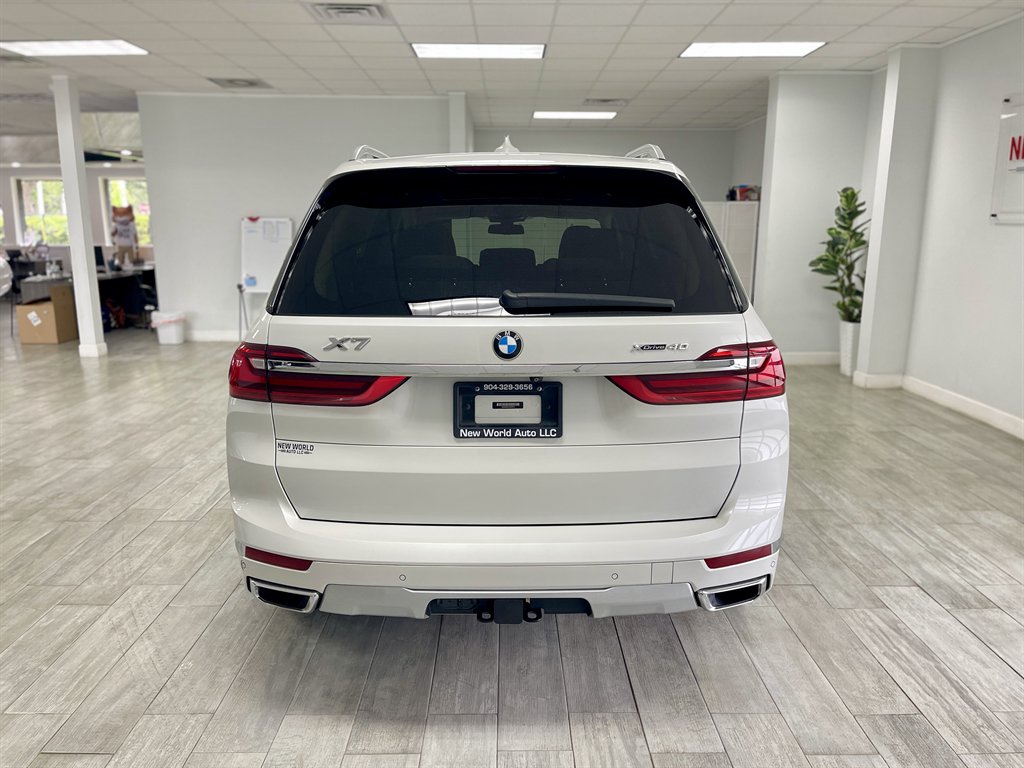 2020 BMW X7 - $29,998