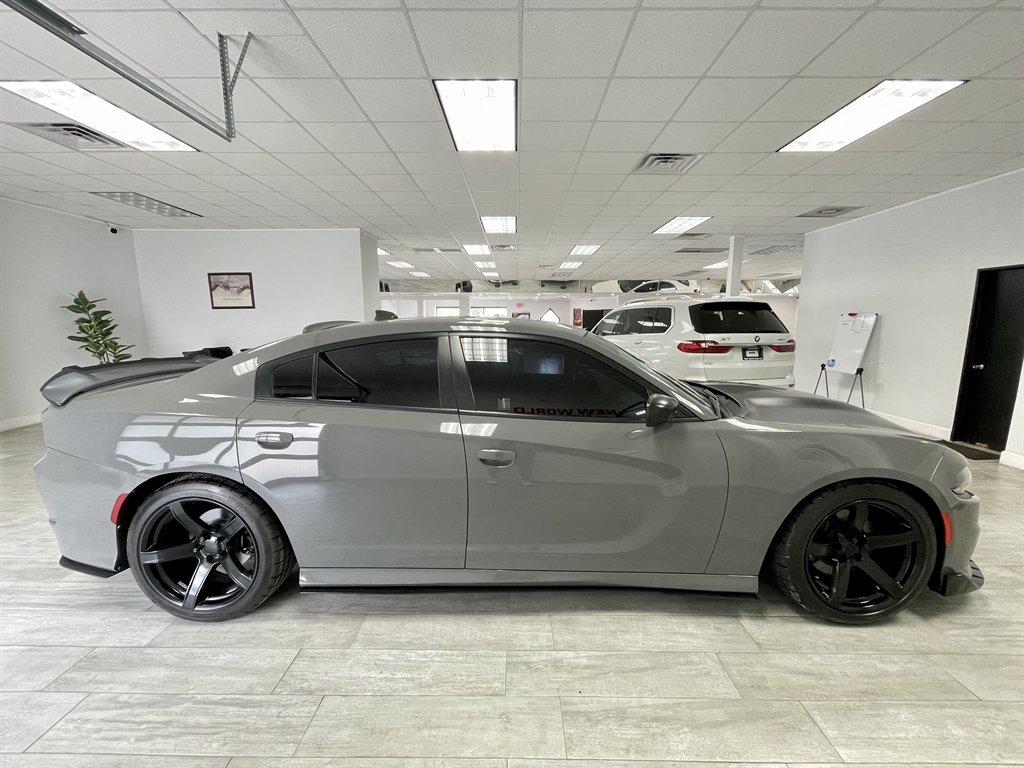 2019 Dodge Charger - $27,998