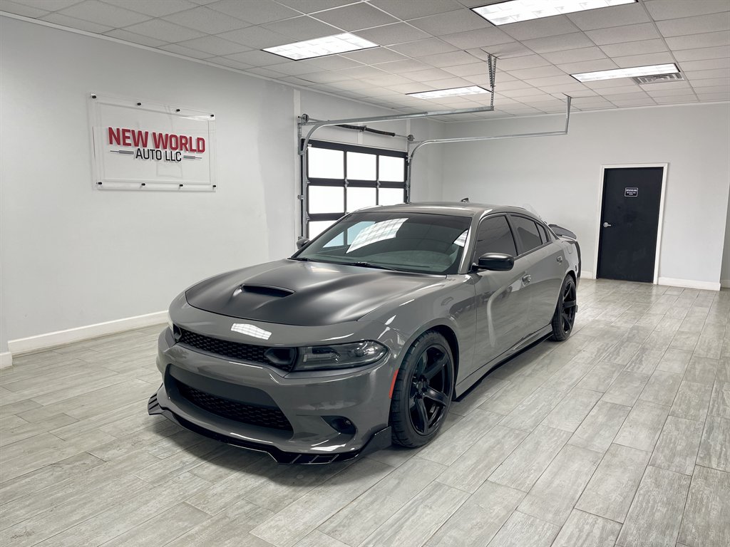 2019 Dodge Charger - $27,998