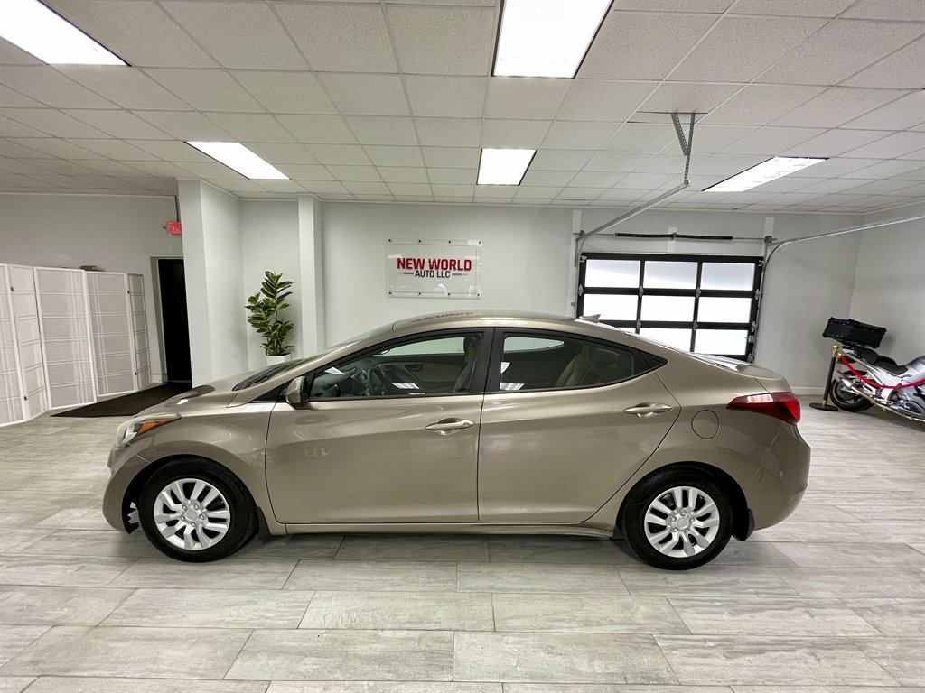 2016 Hyundai Elantra - $6,998