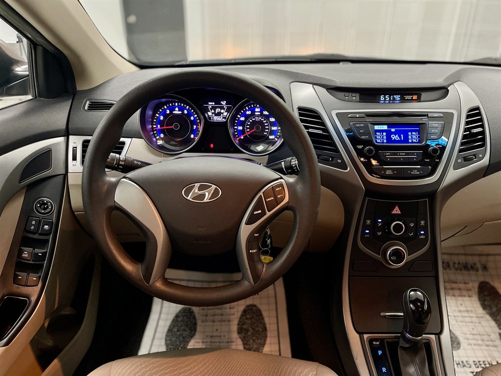 2016 Hyundai Elantra - $6,998
