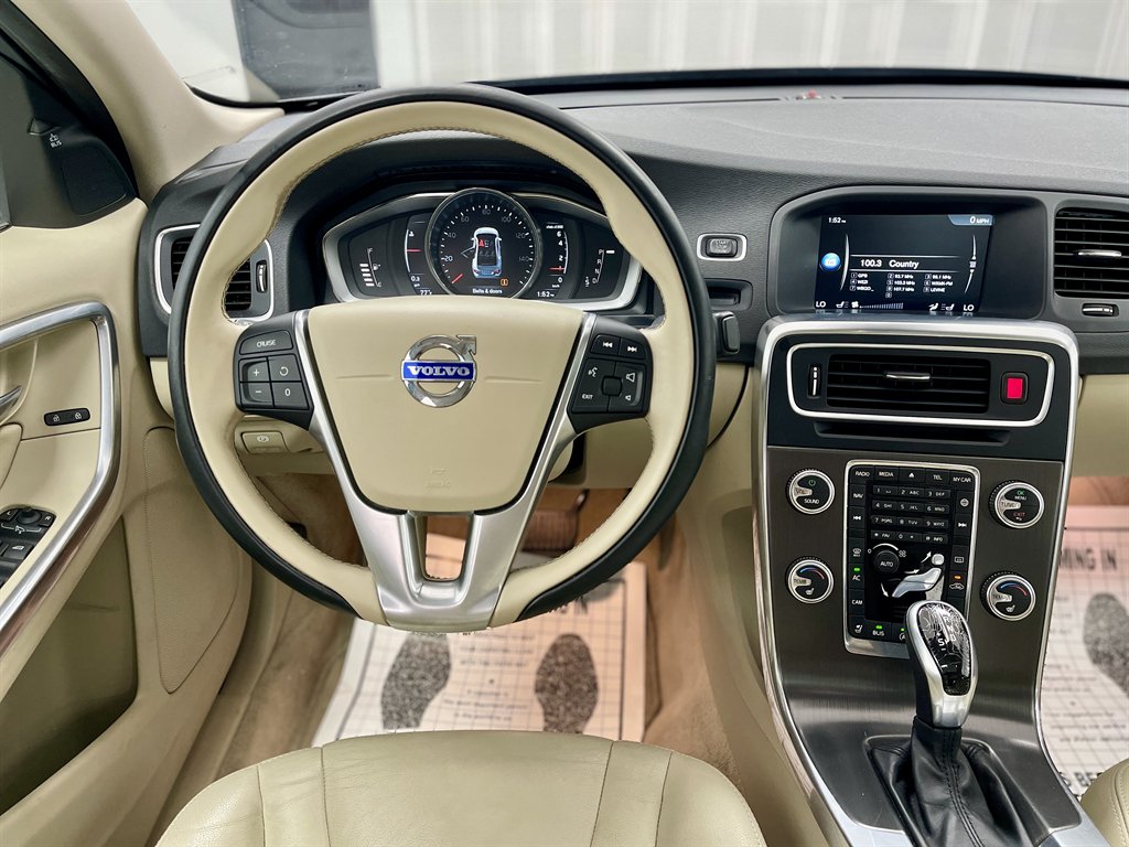 2015 Volvo S60 - $8,998