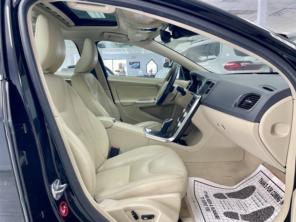 2015 Volvo S60 - $8,998