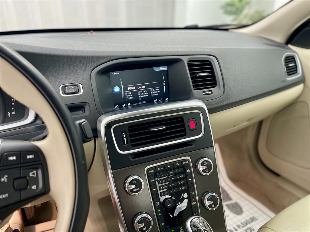 2015 Volvo S60 - $8,998