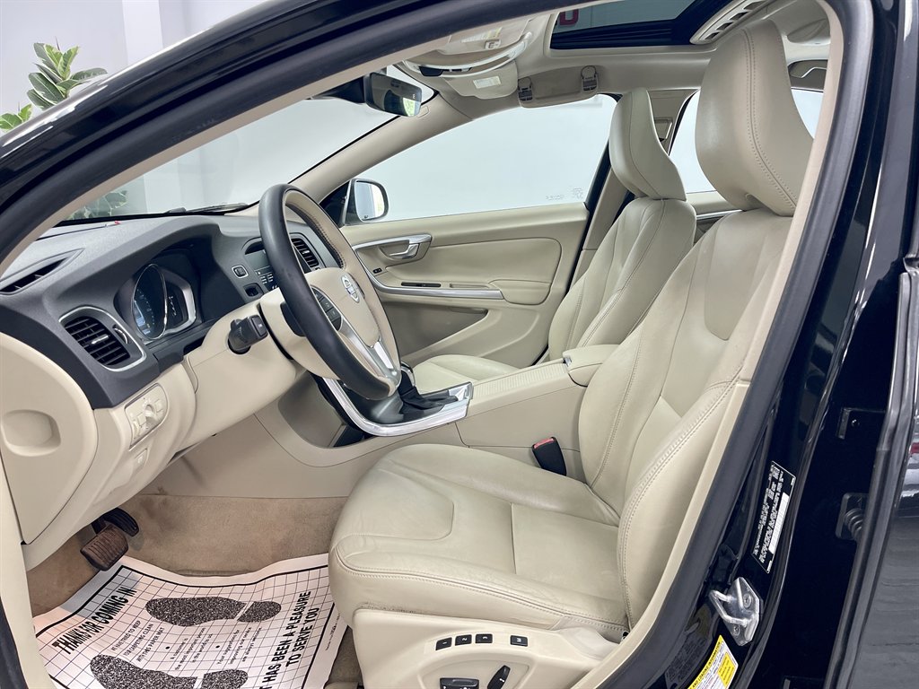 2015 Volvo S60 - $8,998