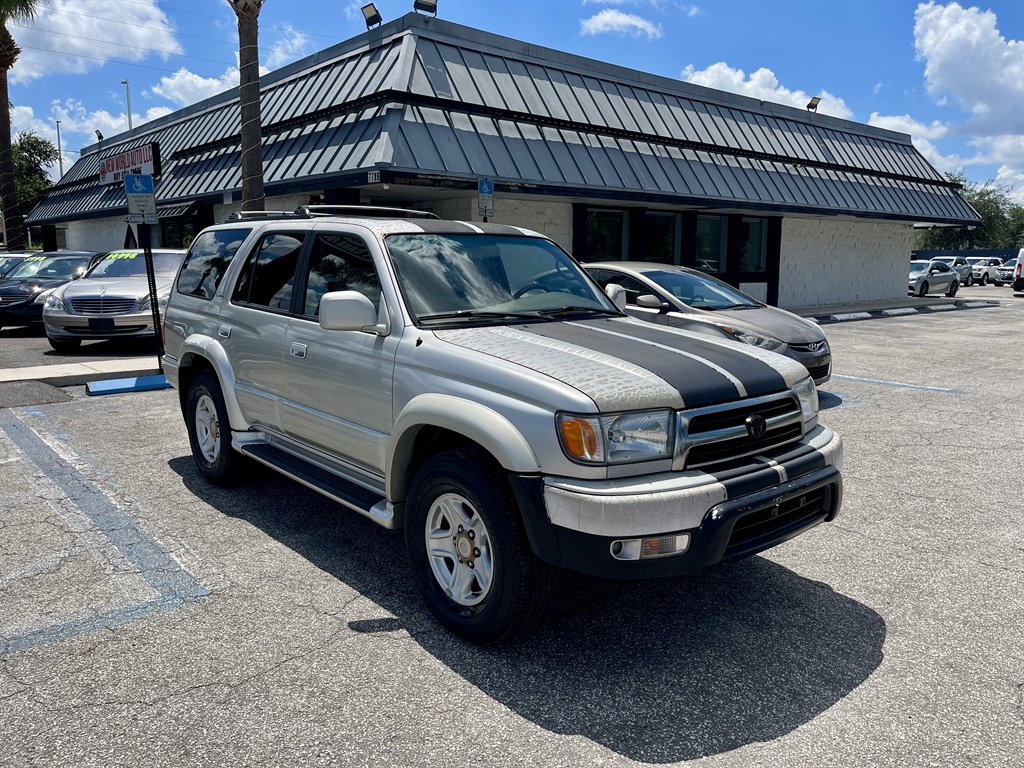 2000 Toyota 4Runner - $3,998