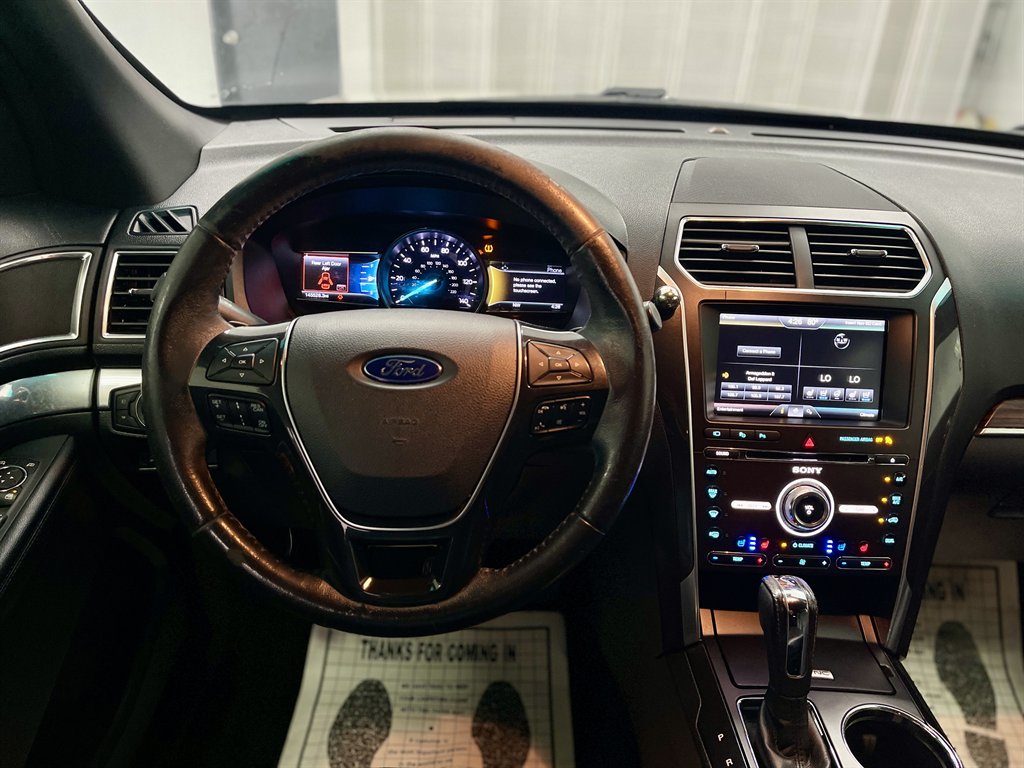 2016 Ford Explorer - $9,998