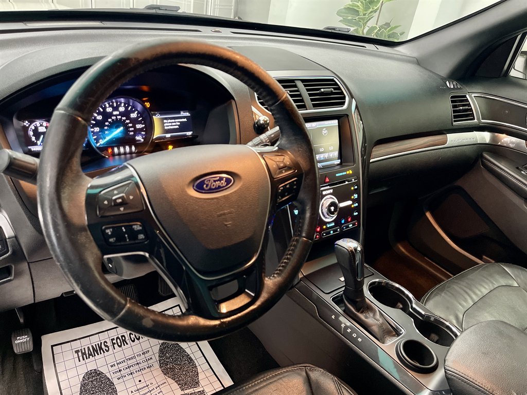 2016 Ford Explorer - $9,998