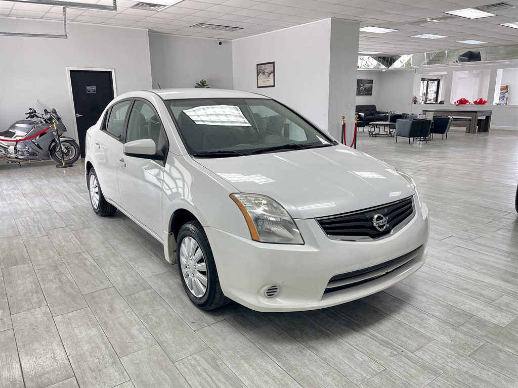 2012 Nissan Sentra - $3,998