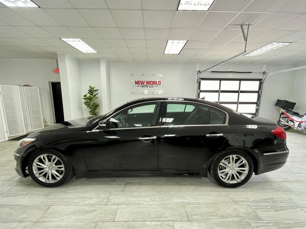 2012 Hyundai Genesis - $5,998