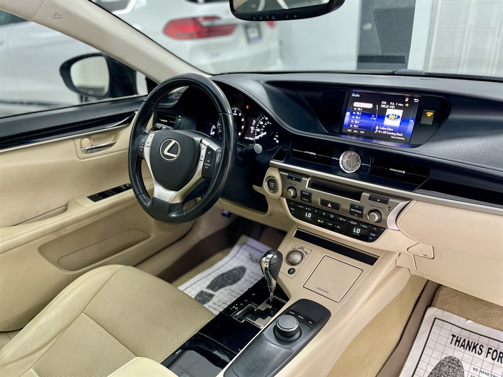 2015 Lexus ES - $15,998