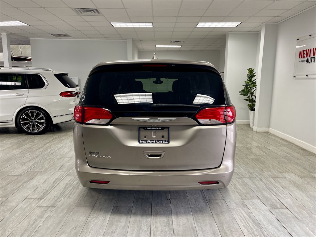 2017 Chrysler Pacifica - $9,998
