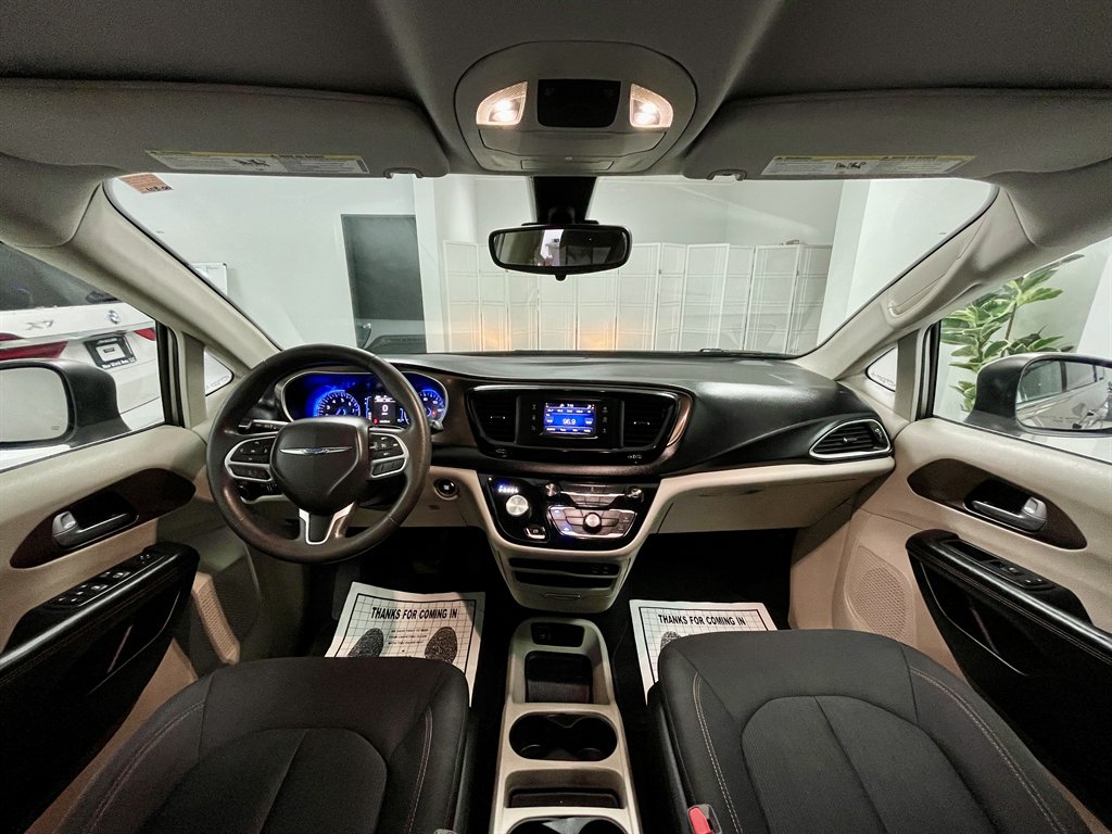 2017 Chrysler Pacifica - $9,998