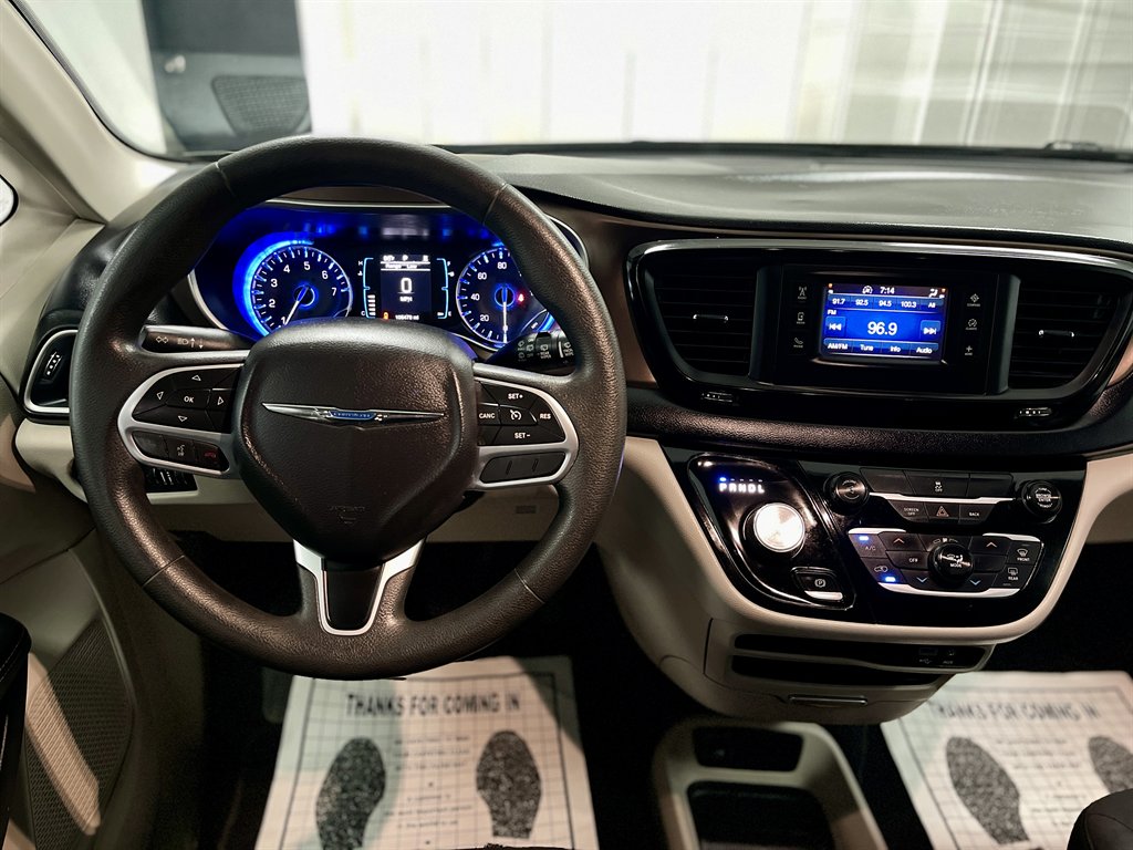 2017 Chrysler Pacifica - $9,998
