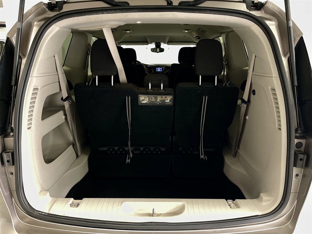 2017 Chrysler Pacifica - $9,998