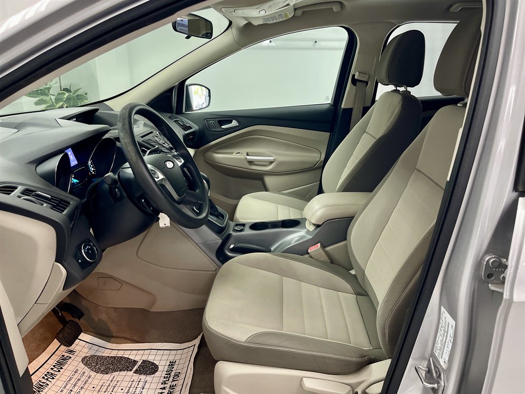 2013 Ford Escape - $5,998