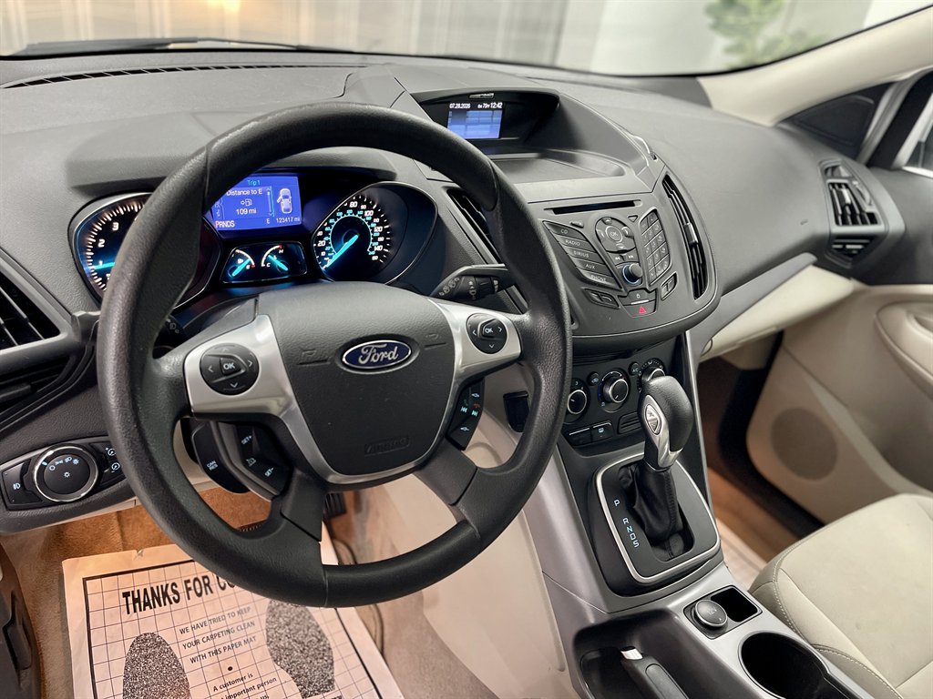 2013 Ford Escape - $5,998