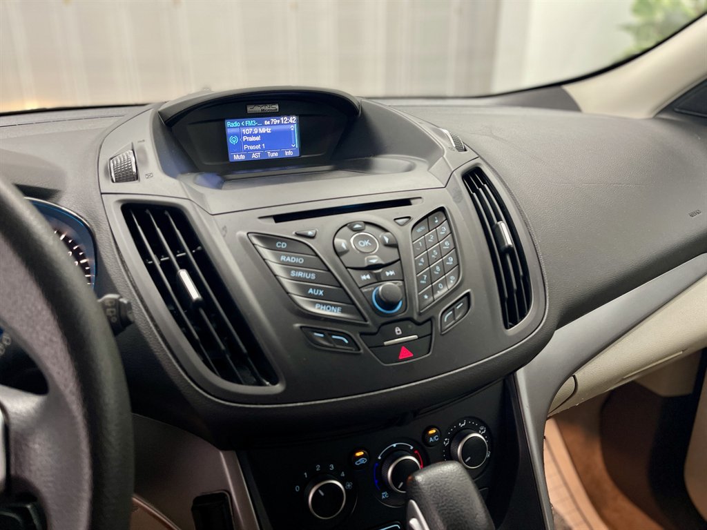 2013 Ford Escape - $5,998