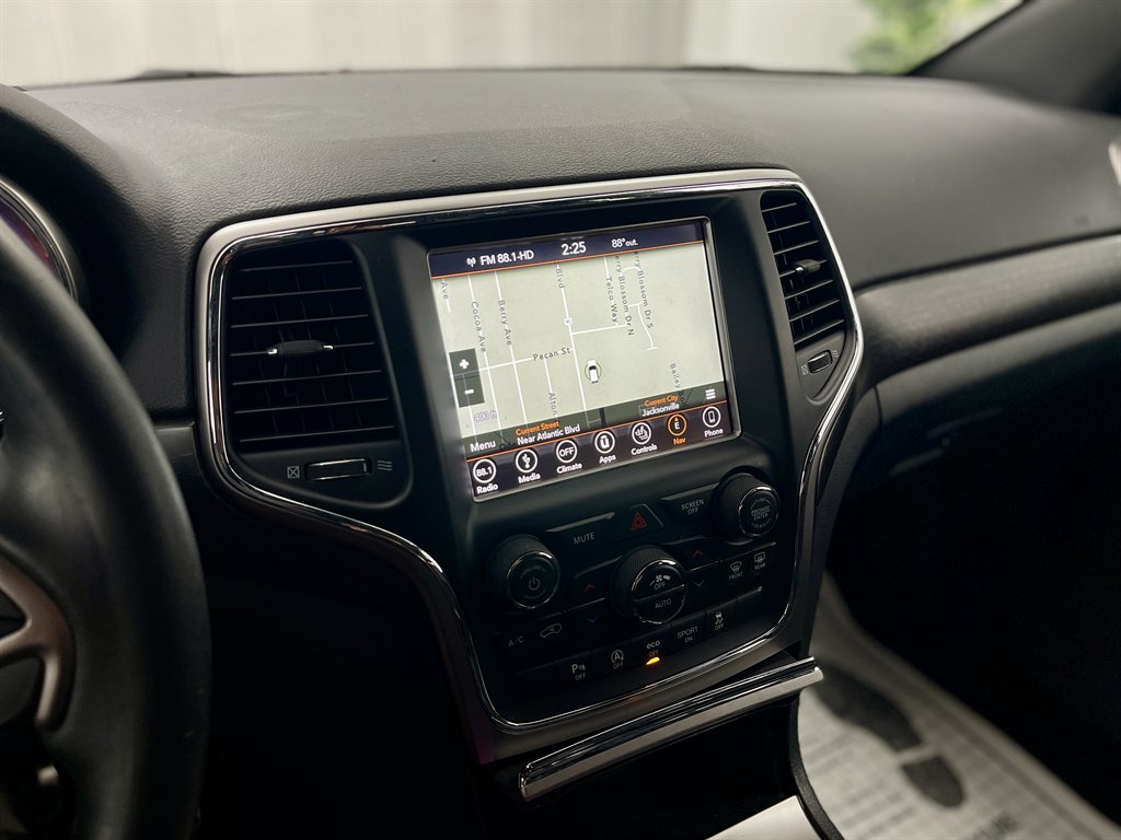 2018 Jeep Cherokee - $13,998