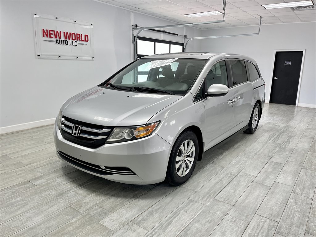 2015 Honda Odyssey - $11,998