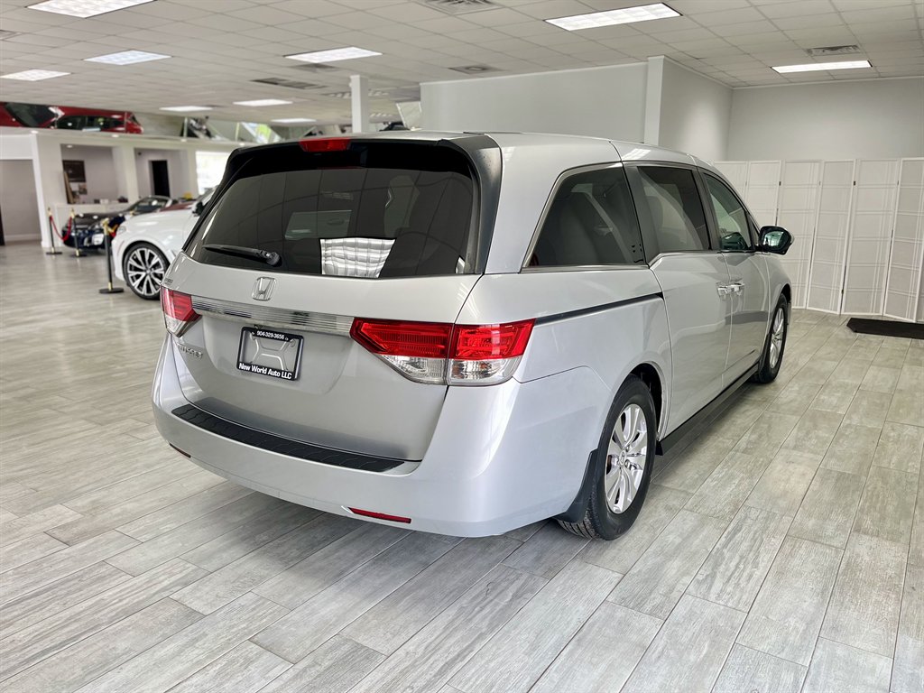 2015 Honda Odyssey - $11,998