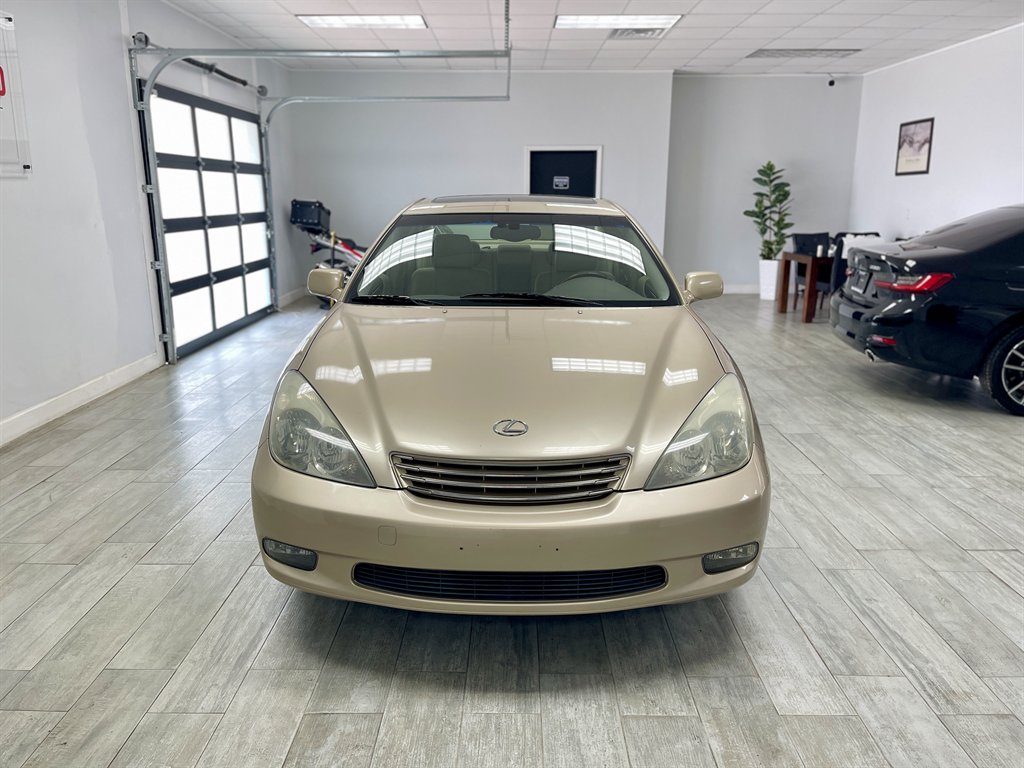 2004 Lexus ES - $8,998