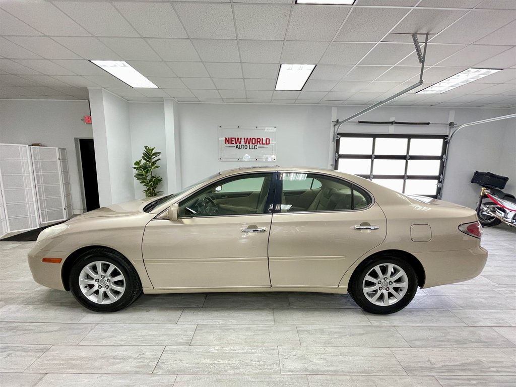 2004 Lexus ES - $8,998