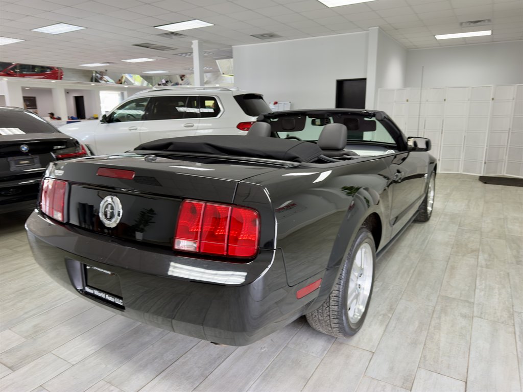 2009 Ford Mustang - $8,998