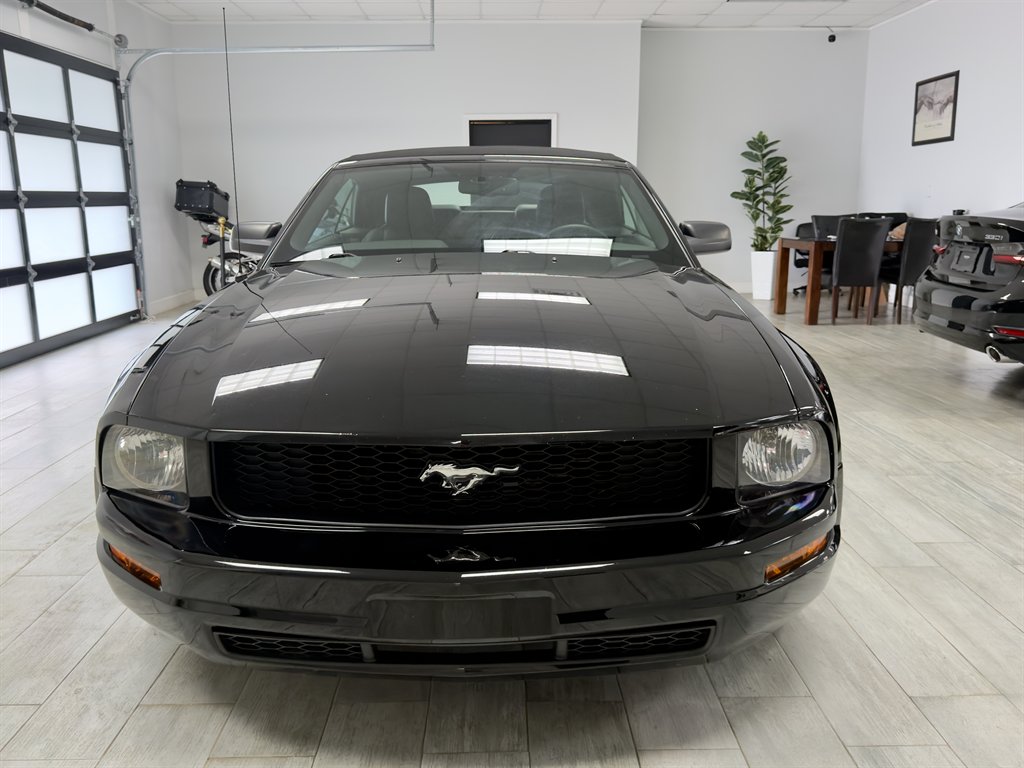 2009 Ford Mustang - $8,998