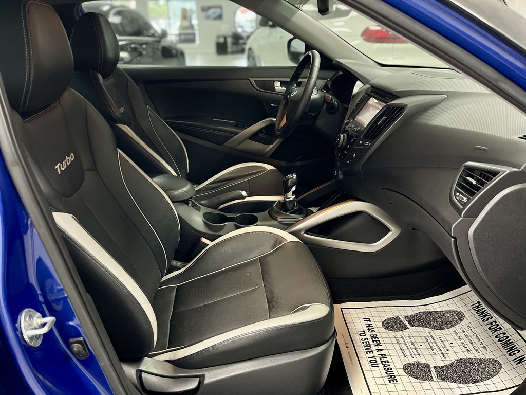 2013 Hyundai Veloster - $5,998