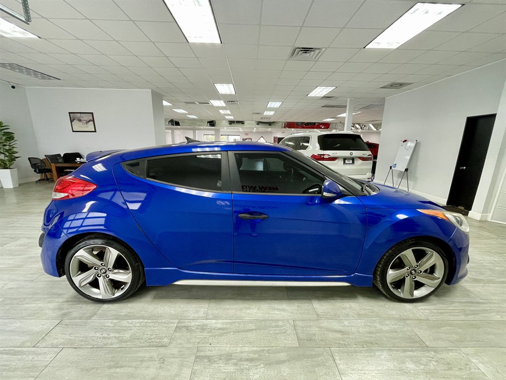2013 Hyundai Veloster - $5,998