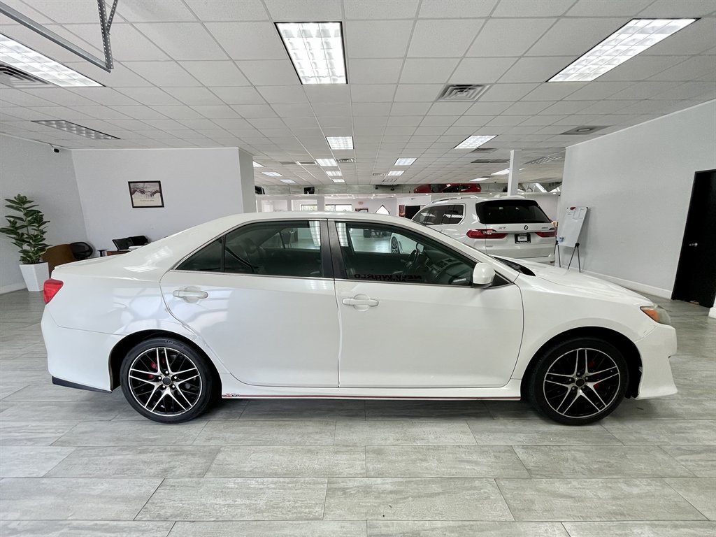2014 Toyota Camry - $8,998