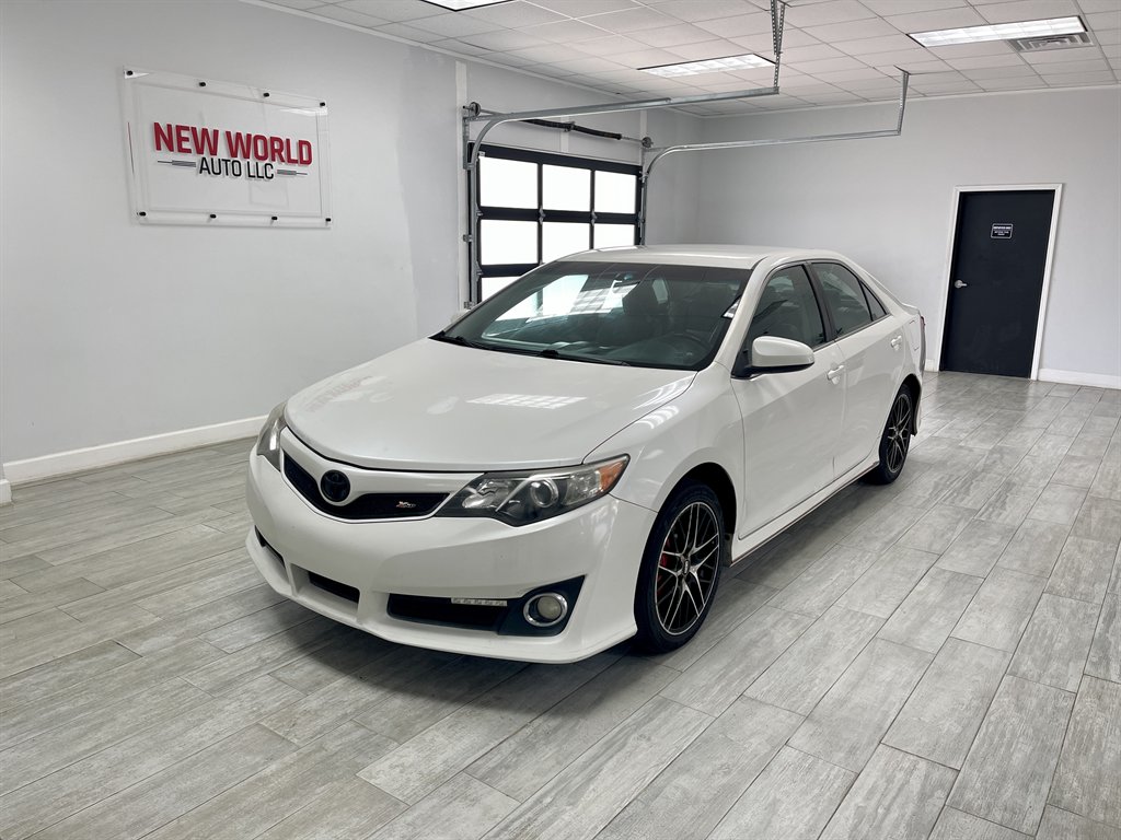 2014 Toyota Camry - $8,998