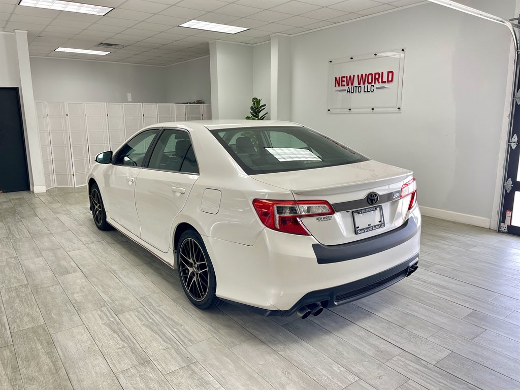 2014 Toyota Camry - $8,998