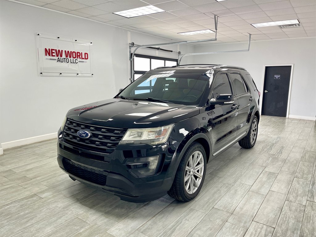 2016 Ford Explorer - $9,998