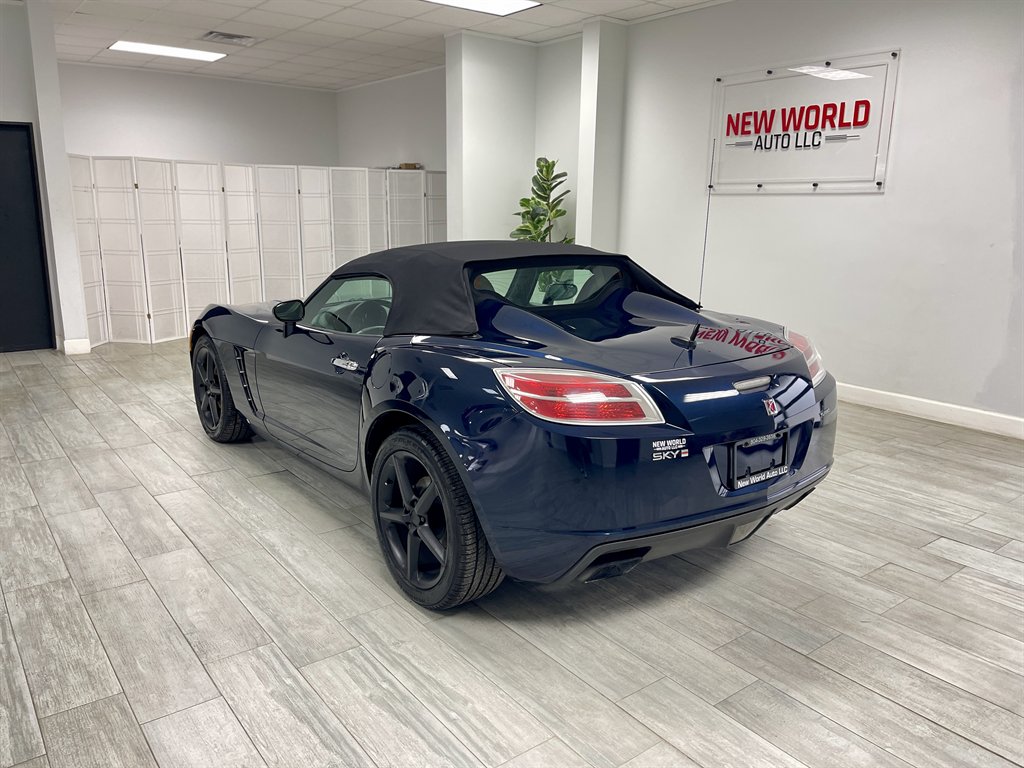 2008 Saturn SKY - $11,998