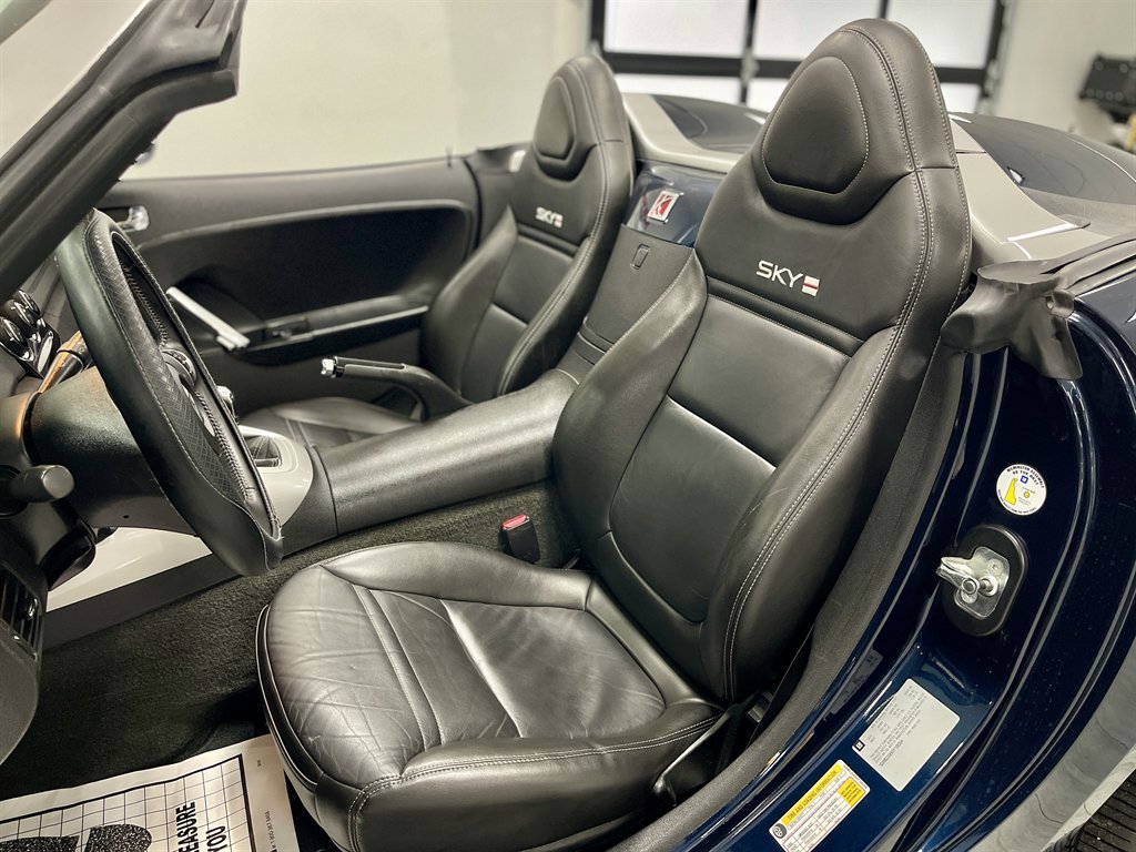 2008 Saturn SKY - $11,998