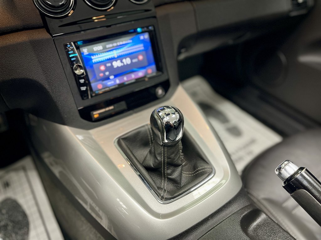 2008 Saturn SKY - $11,998